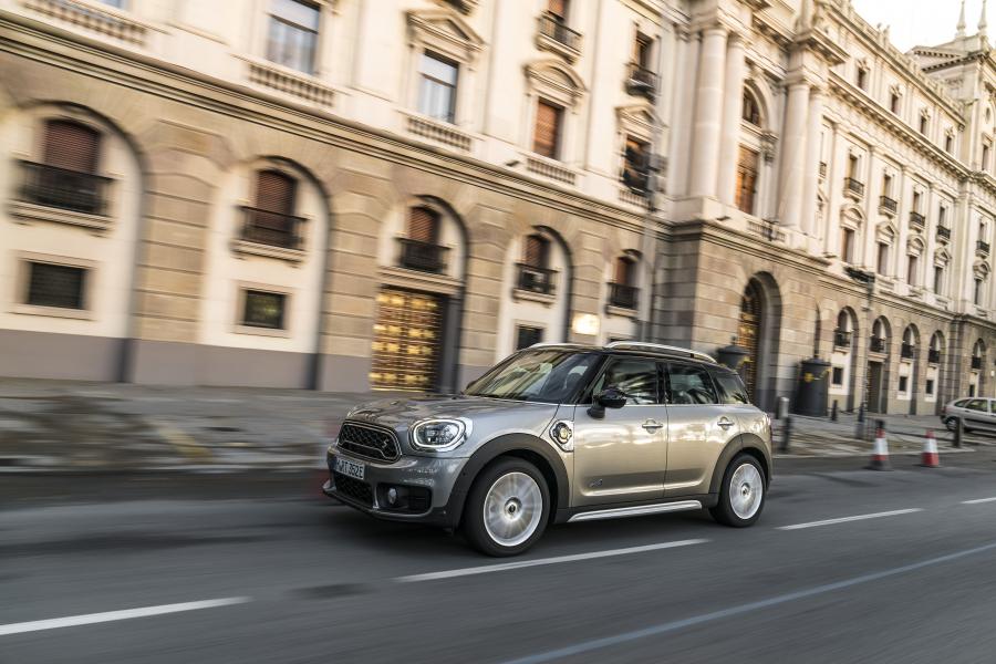  Mini Cooper S E Countryman ALL4 (F60) 2017 года  (WW) (фото 126 из 173)